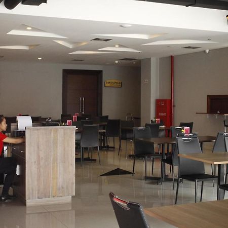 Brothers Inn Sukoharjo Ngoại thất bức ảnh