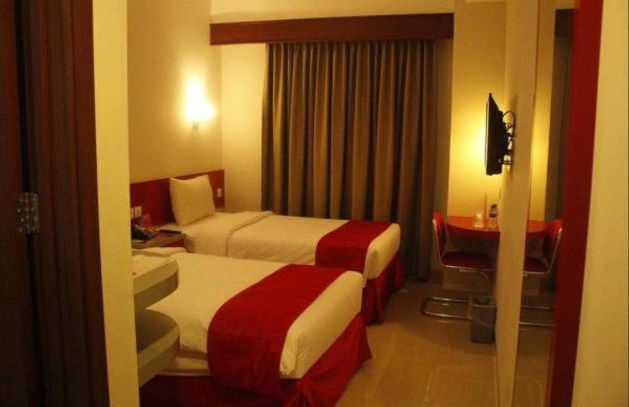 Brothers Inn Sukoharjo Ngoại thất bức ảnh