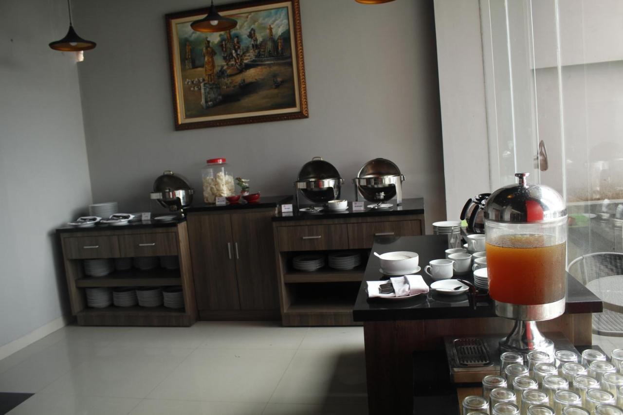 Brothers Inn Sukoharjo Ngoại thất bức ảnh