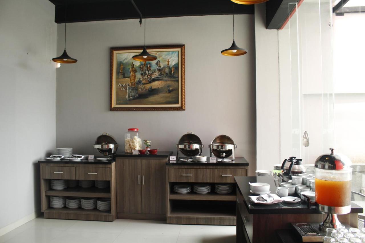 Brothers Inn Sukoharjo Ngoại thất bức ảnh